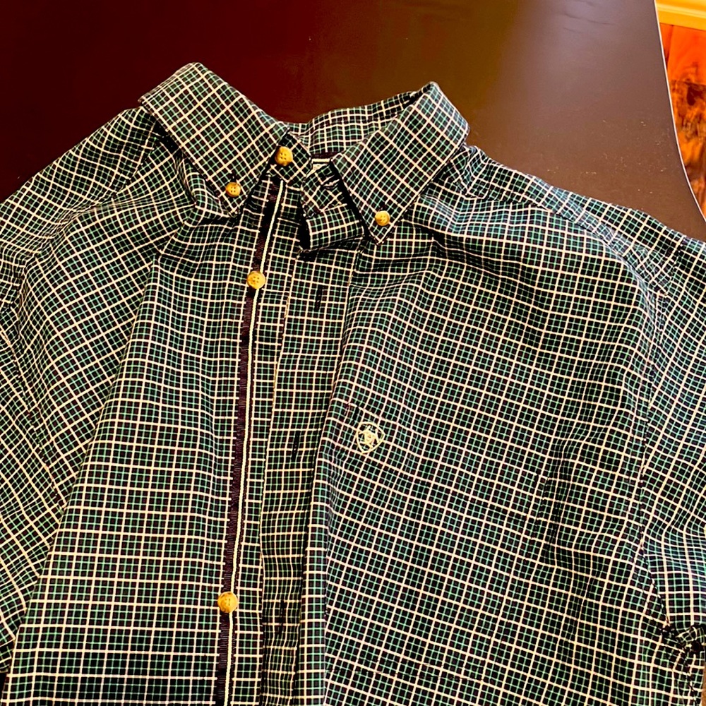 Ariat Pro Series long sleeve shirt.  Size Large